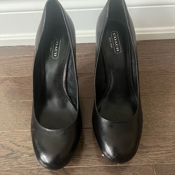 Coach black leather heels with studs - Picture 2 of 5